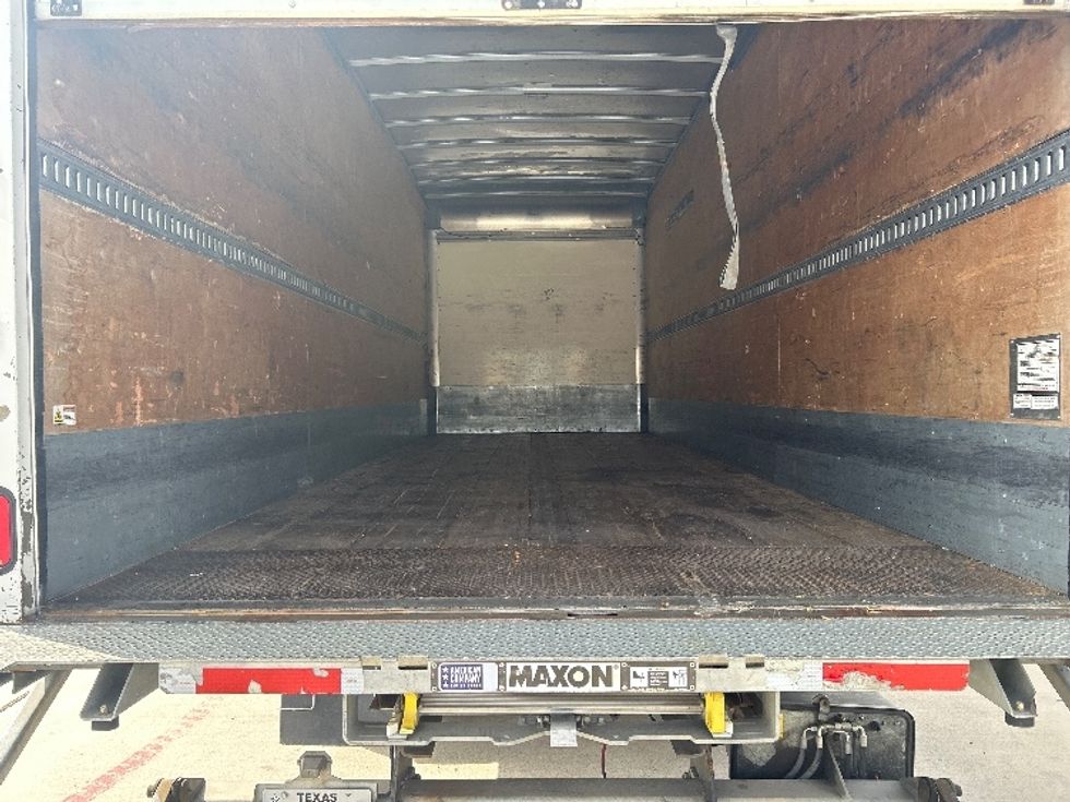 Medium Duty Box Truck-Light and Medium Duty Trucks-Freightliner-2021-M2-Houston-TX-125,351\n\t\tmiles-$ 65,750 - Image 8