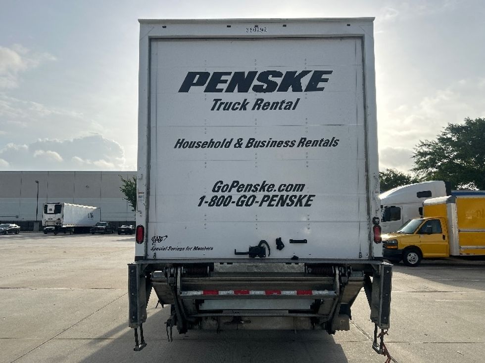 Medium Duty Box Truck-Light and Medium Duty Trucks-Freightliner-2021-M2-Houston-TX-142,872\n\t\tmiles-$ 62,250 - Image 7