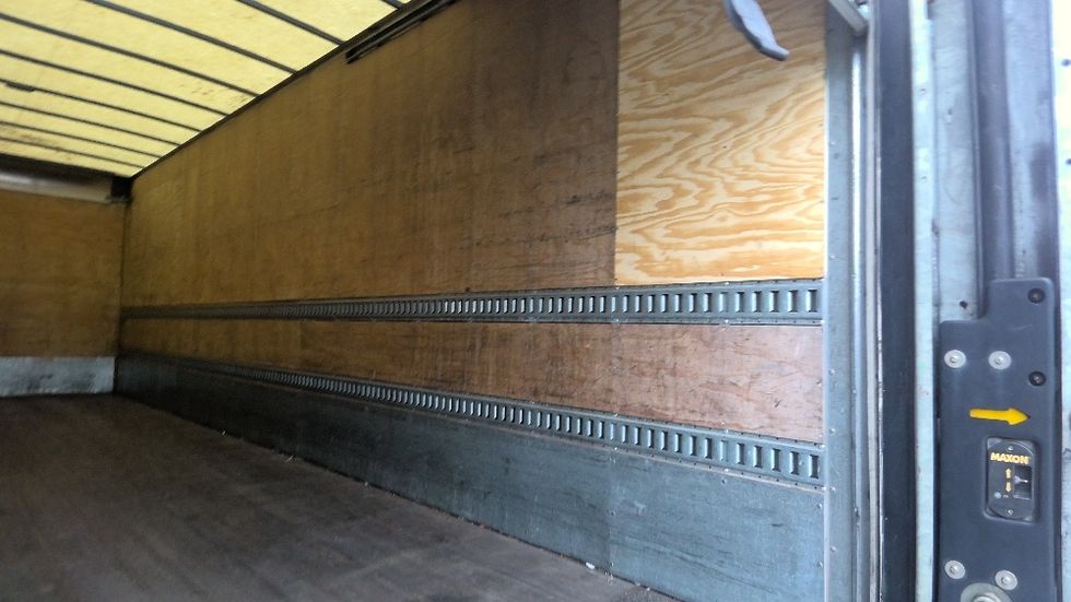 Medium Duty Box Truck-Light and Medium Duty Trucks-Freightliner-2021-M2-Hueytown-AL-138,043\n\t\tmiles-$ 68,000 - Image 12