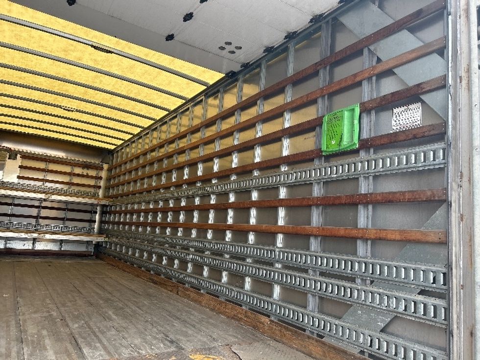 Medium Duty Box Truck-Light and Medium Duty Trucks-Freightliner-2021-M2-Hueytown-AL-187,914\n\t\tmiles-$ 49,000 - Image 12
