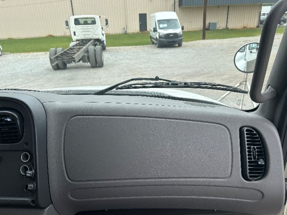 Medium Duty Box Truck-Light and Medium Duty Trucks-Freightliner-2021-M2-Hueytown-AL-187,914\n\t\tmiles-$ 49,000 - Image 21