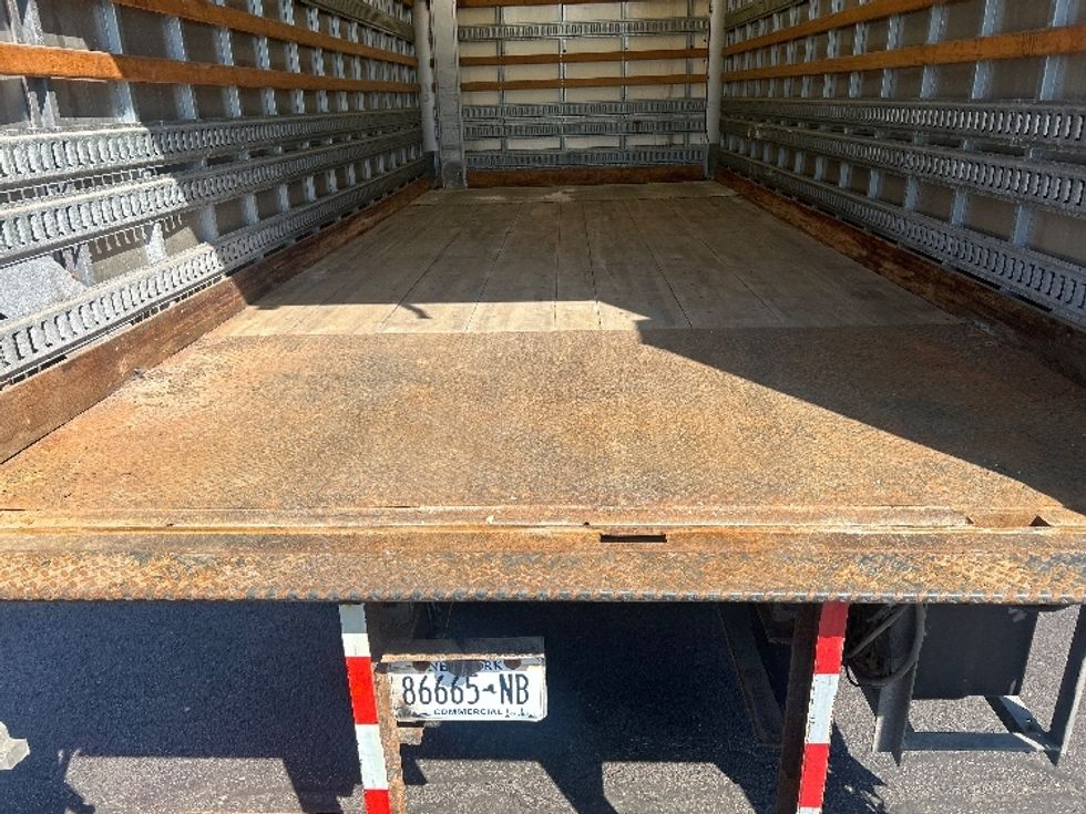 Medium Duty Box Truck-Light and Medium Duty Trucks-Freightliner-2021-M2-Indianapolis-IN-200,621\n\t\tmiles-$ 38,750 - Image 10