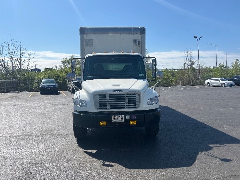 Medium Duty Box Truck-Light and Medium Duty Trucks-Freightliner-2021-M2-Indianapolis-IN-200,621\n\t\tmiles-$ 38,750 - Image 2