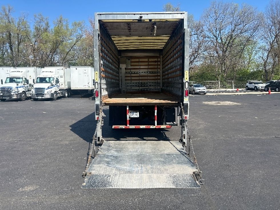Medium Duty Box Truck-Light and Medium Duty Trucks-Freightliner-2021-M2-Indianapolis-IN-200,621\n\t\tmiles-$ 38,750 - Image 9
