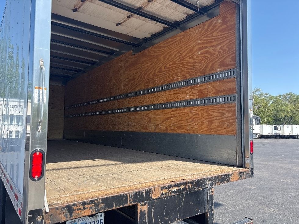 Medium Duty Box Truck-Light and Medium Duty Trucks-Freightliner-2021-M2-Indianapolis-IN-218,695\n\t\tmiles-$ 47,500 - Image 12