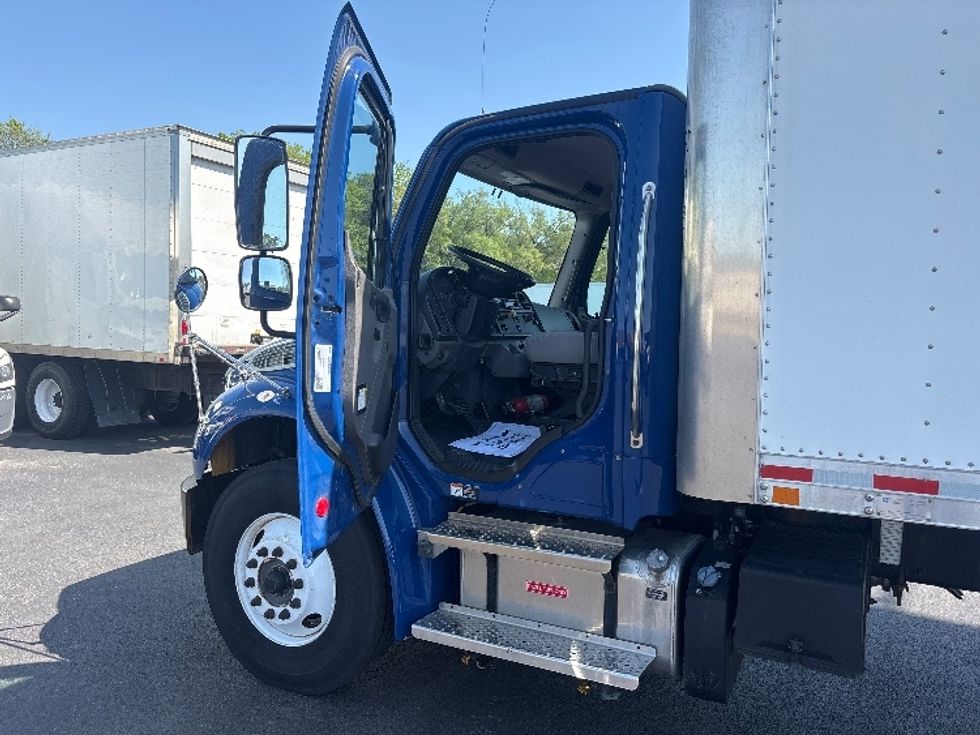 Medium Duty Box Truck-Light and Medium Duty Trucks-Freightliner-2021-M2-Indianapolis-IN-218,695\n\t\tmiles-$ 47,500 - Image 20