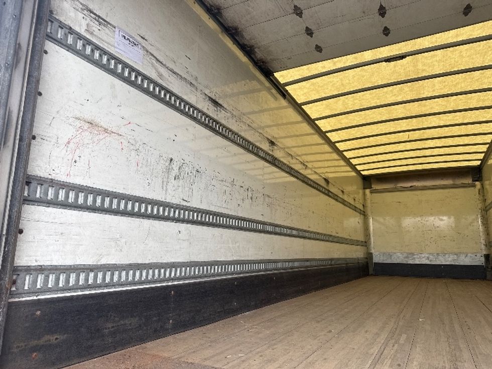 Medium Duty Box Truck-Light and Medium Duty Trucks-Freightliner-2021-M2-Indianapolis-IN-448,200\n\t\tmiles-$ 25,250 - Image 11