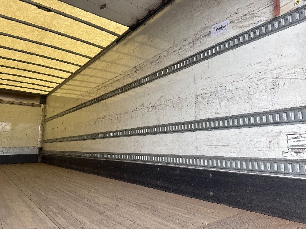 Medium Duty Box Truck-Light and Medium Duty Trucks-Freightliner-2021-M2-Indianapolis-IN-448,200\n\t\tmiles-$ 25,250 - Image 12