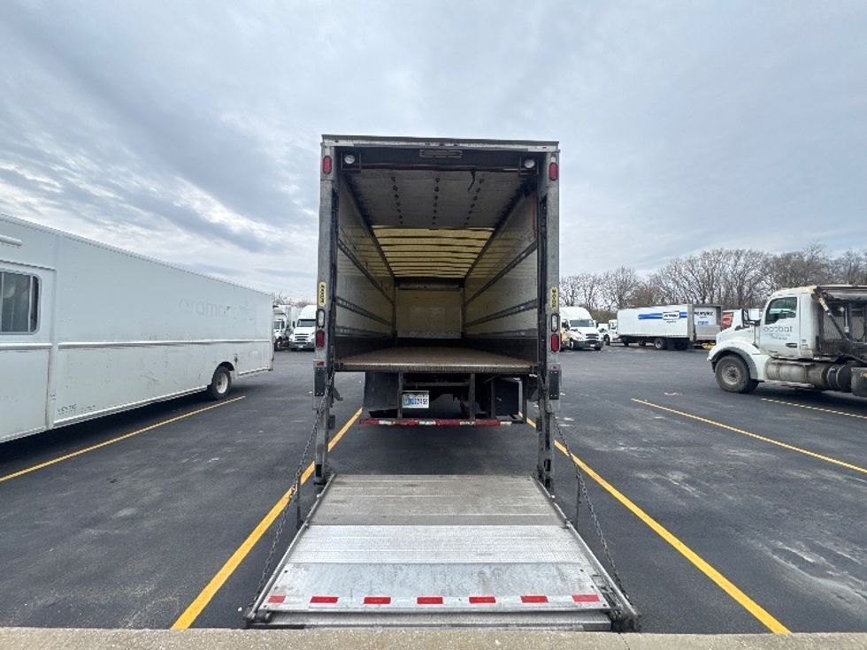 Medium Duty Box Truck-Light and Medium Duty Trucks-Freightliner-2021-M2-Indianapolis-IN-448,200\n\t\tmiles-$ 25,250 - Image 9