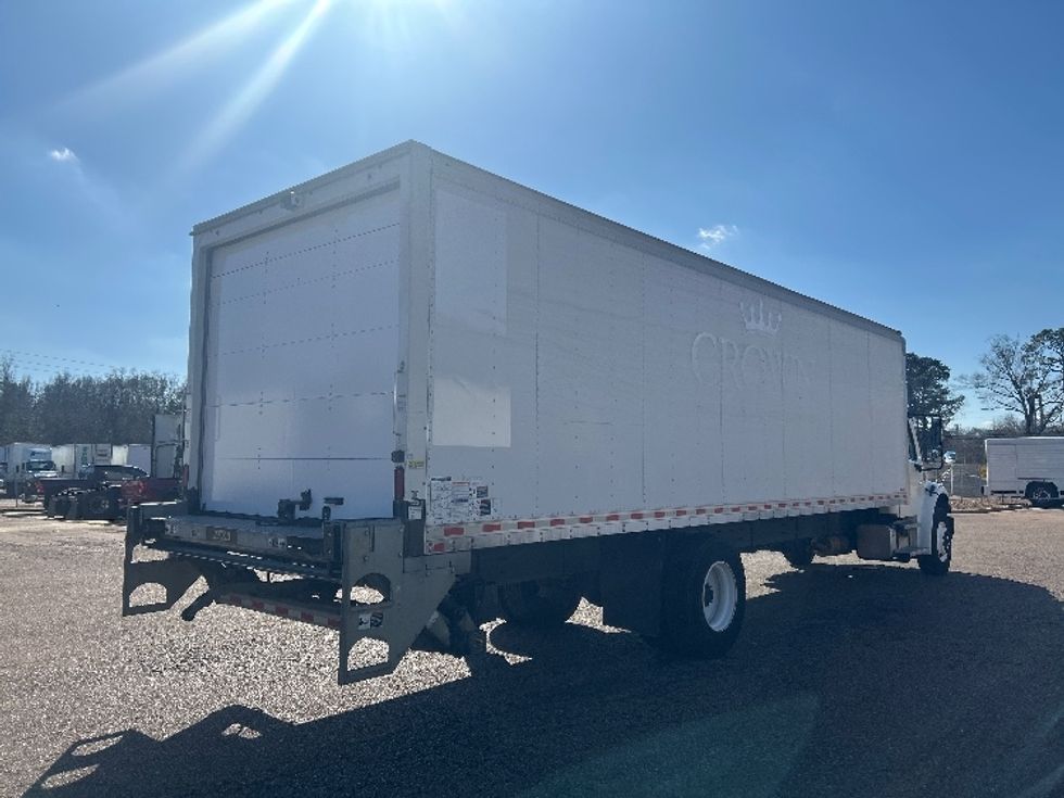 Medium Duty Box Truck-Light and Medium Duty Trucks-Freightliner-2021-M2-Jackson-MS-138,214\n\t\tmiles-$ 62,000 - Image 13