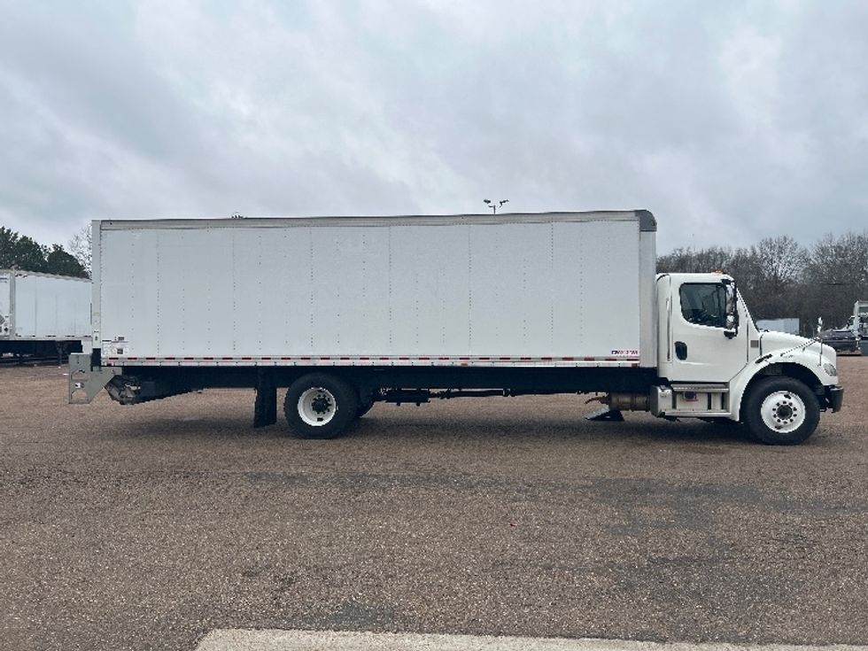 Medium Duty Box Truck-Light and Medium Duty Trucks-Freightliner-2021-M2-Jackson-MS-170,305\n\t\tmiles-$ 56,750 - Image 15