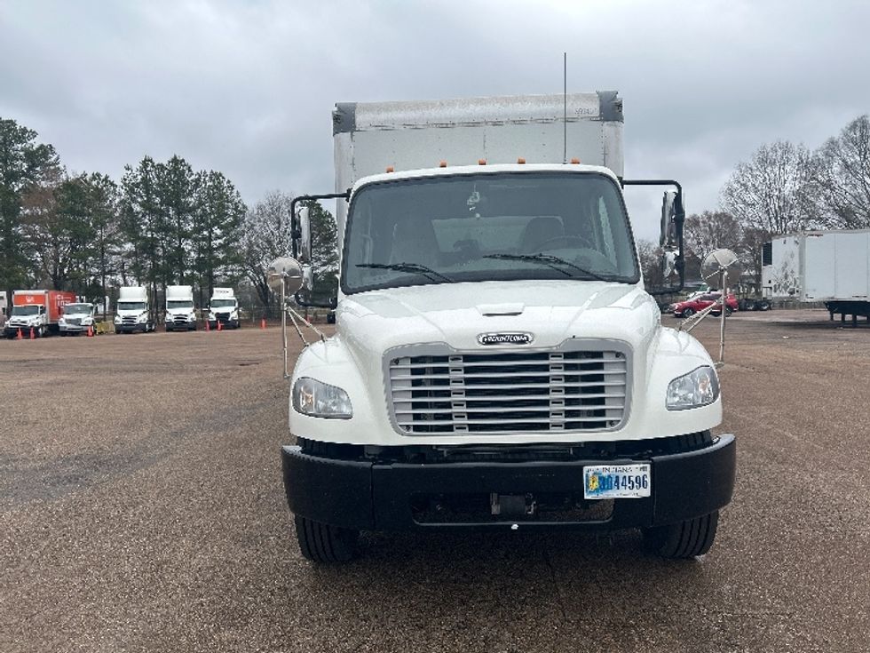 Medium Duty Box Truck-Light and Medium Duty Trucks-Freightliner-2021-M2-Jackson-MS-170,305\n\t\tmiles-$ 56,750 - Image 2
