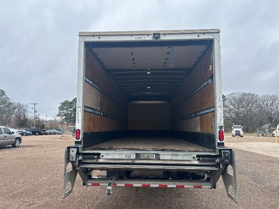 Medium Duty Box Truck-Light and Medium Duty Trucks-Freightliner-2021-M2-Jackson-MS-170,305\n\t\tmiles-$ 56,750 - Image 8