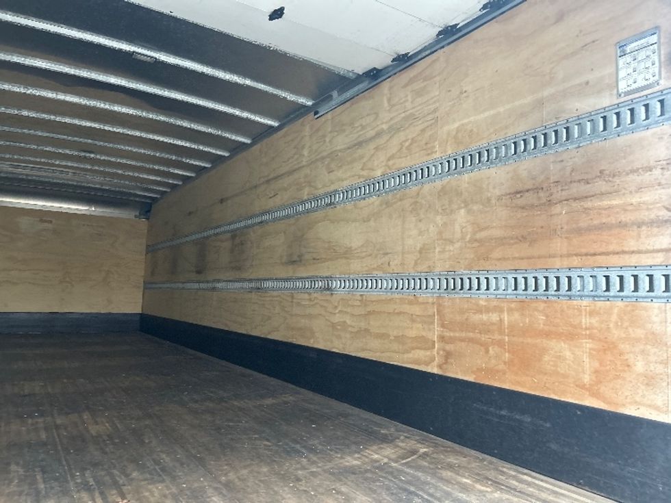Medium Duty Box Truck-Light and Medium Duty Trucks-Freightliner-2021-M2-Jacksonville-FL-124,215\n\t\tmiles-$ 64,250 - Image 12