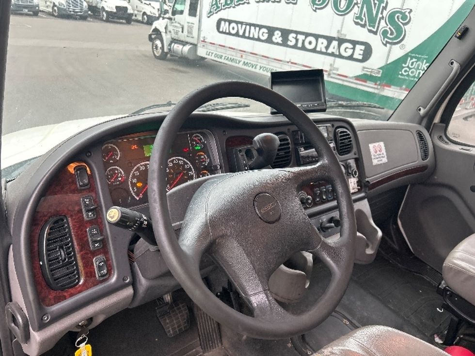 Medium Duty Box Truck-Light and Medium Duty Trucks-Freightliner-2021-M2-Jacksonville-FL-124,215\n\t\tmiles-$ 64,250 - Image 17