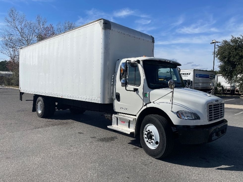 Medium Duty Box Truck-Light and Medium Duty Trucks-Freightliner-2021-M2-Jacksonville-FL-300,264\n\t\tmiles-$ 27,750 - Image 1