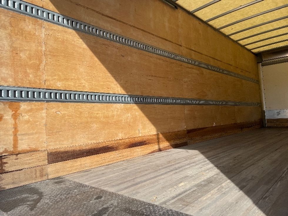 Medium Duty Box Truck-Light and Medium Duty Trucks-Freightliner-2021-M2-Jacksonville-FL-300,264\n\t\tmiles-$ 27,750 - Image 11