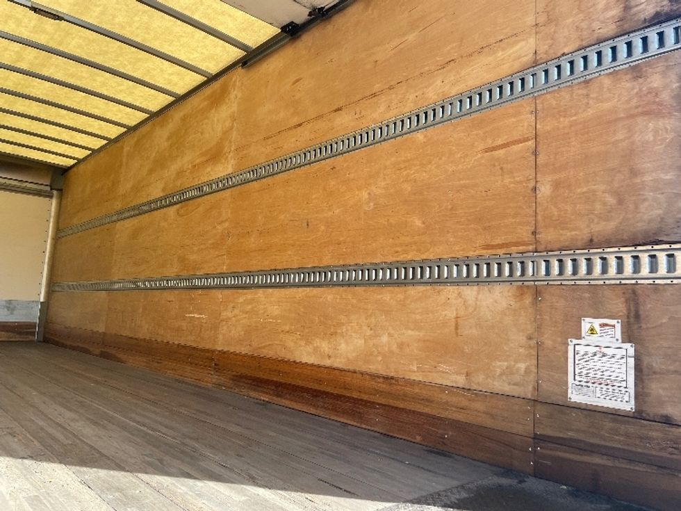 Medium Duty Box Truck-Light and Medium Duty Trucks-Freightliner-2021-M2-Jacksonville-FL-300,264\n\t\tmiles-$ 27,750 - Image 12