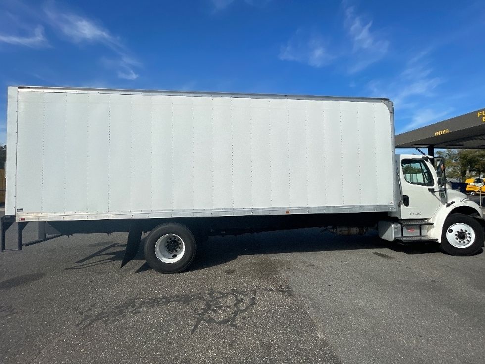 Medium Duty Box Truck-Light and Medium Duty Trucks-Freightliner-2021-M2-Jacksonville-FL-300,264\n\t\tmiles-$ 27,750 - Image 15
