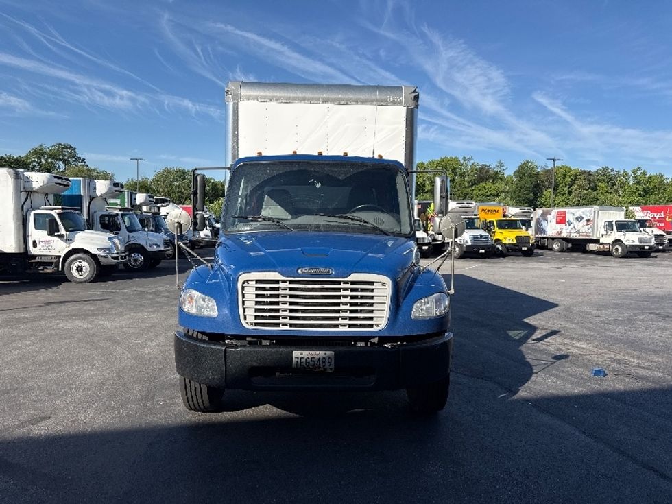 Medium Duty Box Truck-Light and Medium Duty Trucks-Freightliner-2021-M2-Jessup-MD-164,155\n\t\tmiles-$ 53,500 - Image 2