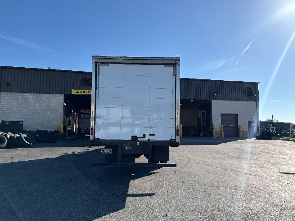Medium Duty Box Truck-Light and Medium Duty Trucks-Freightliner-2021-M2-Jessup-MD-164,155\n\t\tmiles-$ 53,500 - Image 7