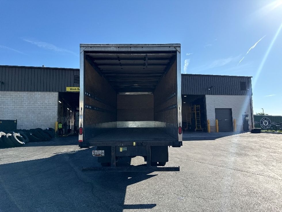 Medium Duty Box Truck-Light and Medium Duty Trucks-Freightliner-2021-M2-Jessup-MD-164,155\n\t\tmiles-$ 53,500 - Image 8