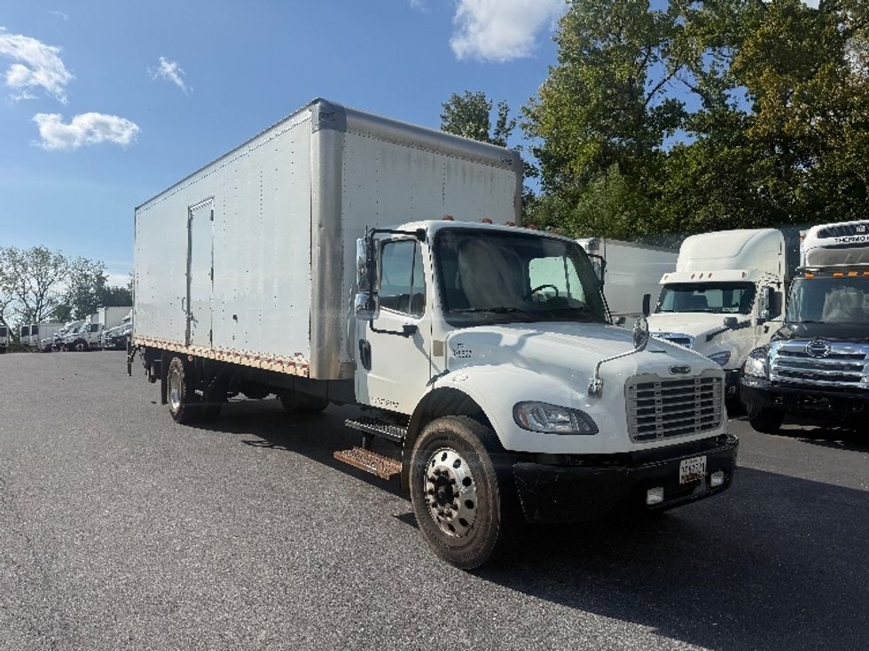 Medium Duty Box Truck-Light and Medium Duty Trucks-Freightliner-2021-M2-Jessup-MD-204,461\n\t\tmiles-$ 55,500 - Image 1