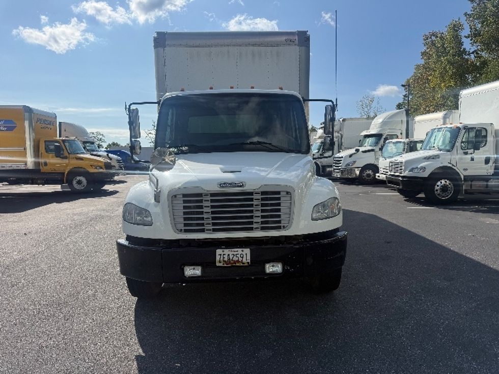 Medium Duty Box Truck-Light and Medium Duty Trucks-Freightliner-2021-M2-Jessup-MD-204,461\n\t\tmiles-$ 55,500 - Image 2