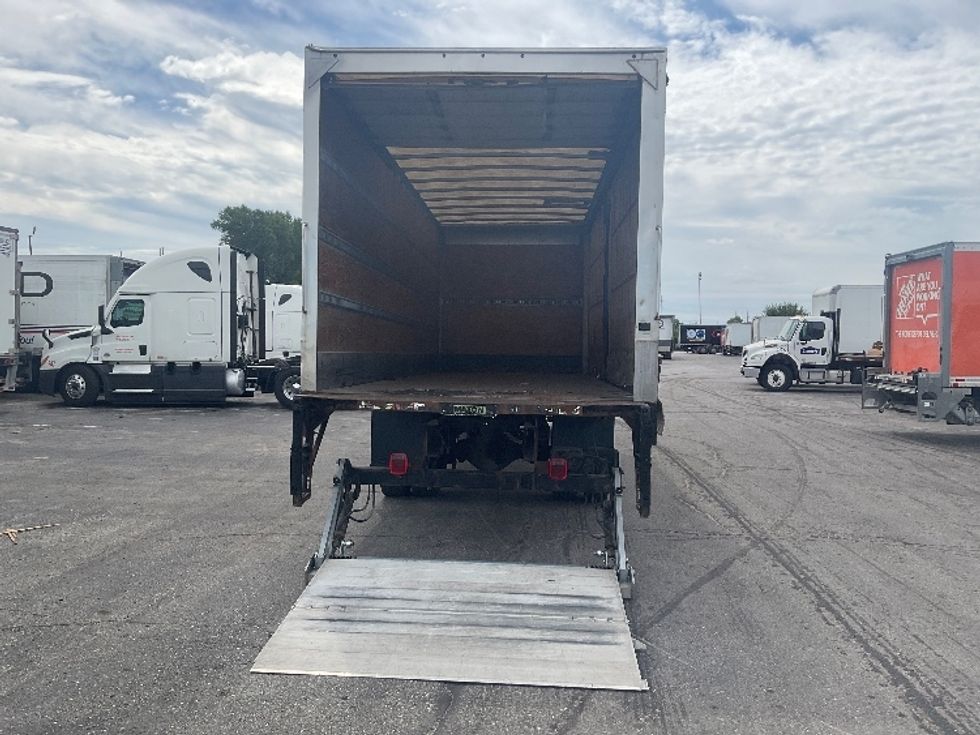 Medium Duty Box Truck-Light and Medium Duty Trucks-Freightliner-2021-M2-Kansas City-MO-184,901\n\t\tmiles-$ 55,500 - Image 9
