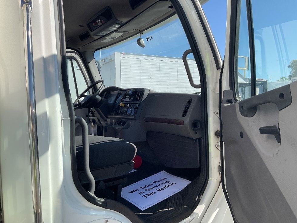 Medium Duty Box Truck-Light and Medium Duty Trucks-Freightliner-2021-M2-Kansas City-MO-324,942\n\t\tmiles-$ 25,000 - Image 18