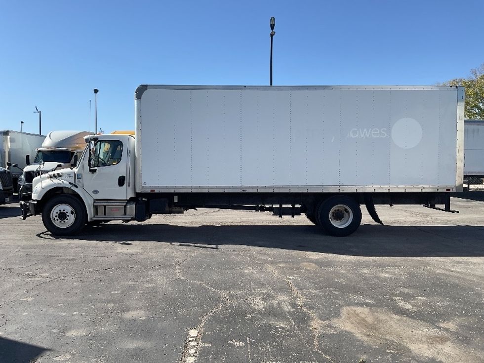 Medium Duty Box Truck-Light and Medium Duty Trucks-Freightliner-2021-M2-Kansas City-MO-324,942\n\t\tmiles-$ 25,000 - Image 4