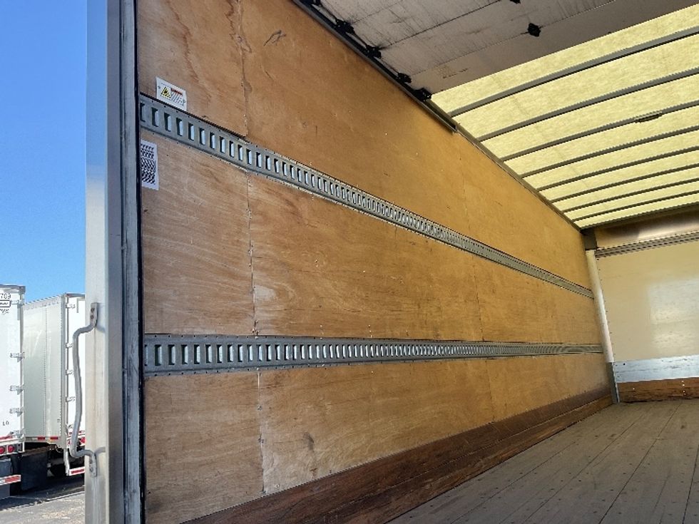 Medium Duty Box Truck-Light and Medium Duty Trucks-Freightliner-2021-M2-Kansas City-MO-324,942\n\t\tmiles-$ 25,000 - Image 9