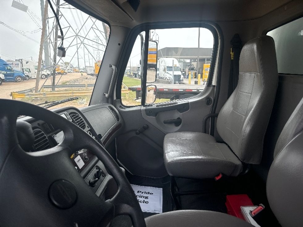 Medium Duty Box Truck-Light and Medium Duty Trucks-Freightliner-2021-M2-Katy-TX-112,736\n\t\tmiles-$ 72,000 - Image 18