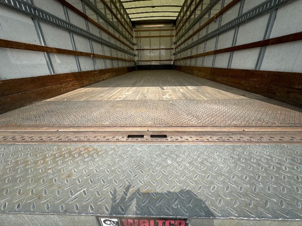 Medium Duty Box Truck-Light and Medium Duty Trucks-Freightliner-2021-M2-Katy-TX-112,736\n\t\tmiles-$ 72,000 - Image 9