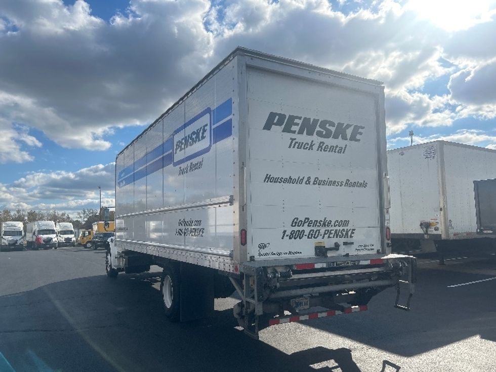 Medium Duty Box Truck-Light and Medium Duty Trucks-Freightliner-2021-M2-King Of Prussia-PA-223,068\n\t\tmiles-$ 47,000 - Image 6