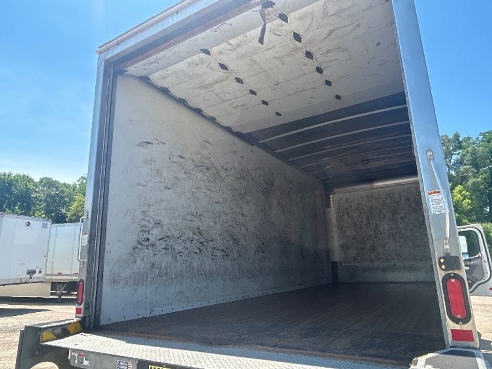 Medium Duty Box Truck-Light and Medium Duty Trucks-Freightliner-2021-M2-La Porte-IN-135,715\n\t\tmiles-$ 49,500 - Image 11
