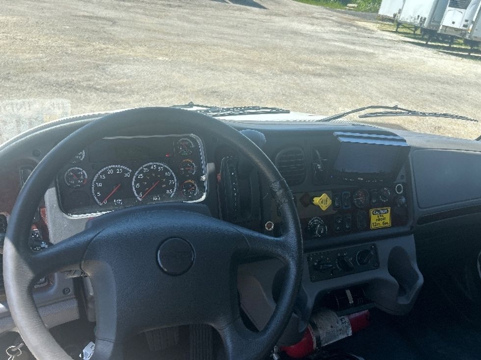 Medium Duty Box Truck-Light and Medium Duty Trucks-Freightliner-2021-M2-La Porte-IN-135,715\n\t\tmiles-$ 49,500 - Image 18