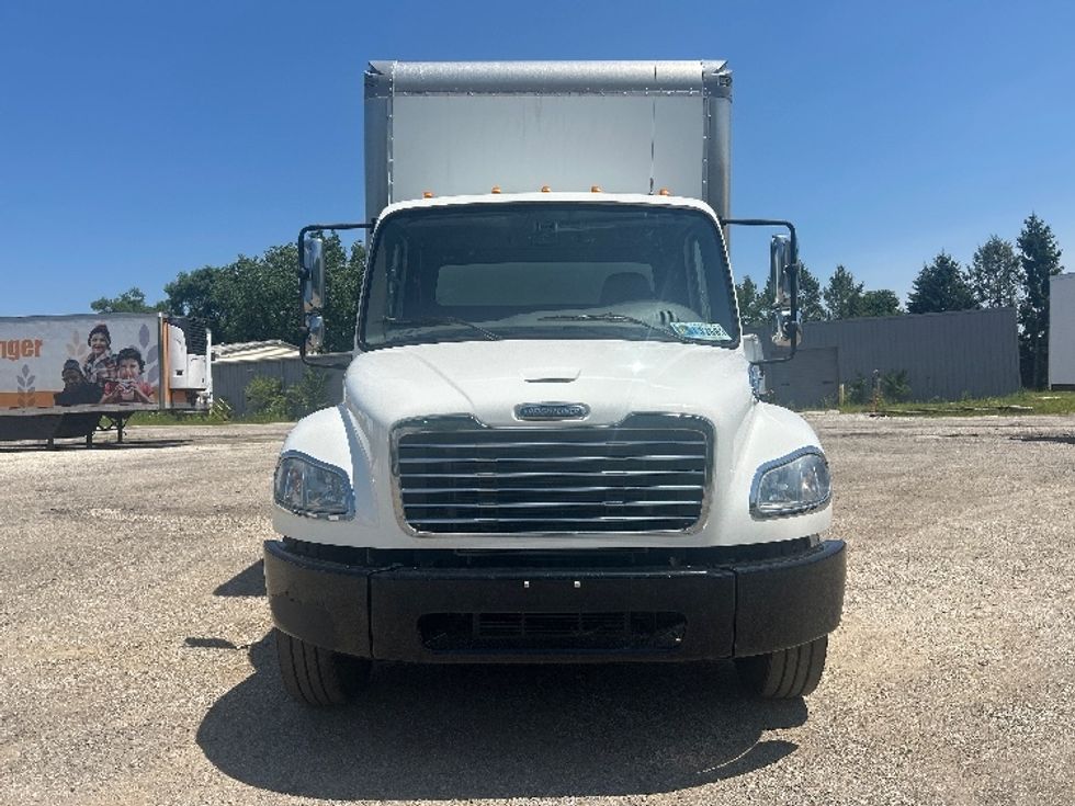 Medium Duty Box Truck-Light and Medium Duty Trucks-Freightliner-2021-M2-La Porte-IN-135,715\n\t\tmiles-$ 49,500 - Image 2
