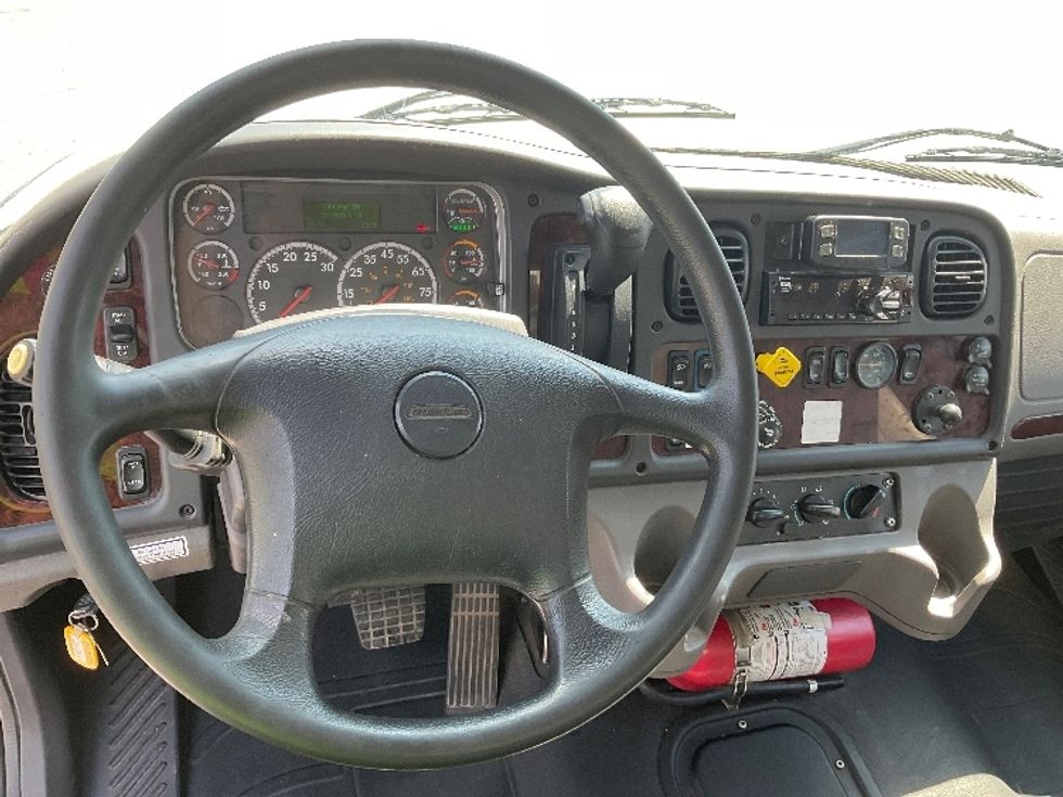 Medium Duty Box Truck-Light and Medium Duty Trucks-Freightliner-2021-M2-La Porte-IN-244,632\n\t\tmiles-$ 45,500 - Image 18
