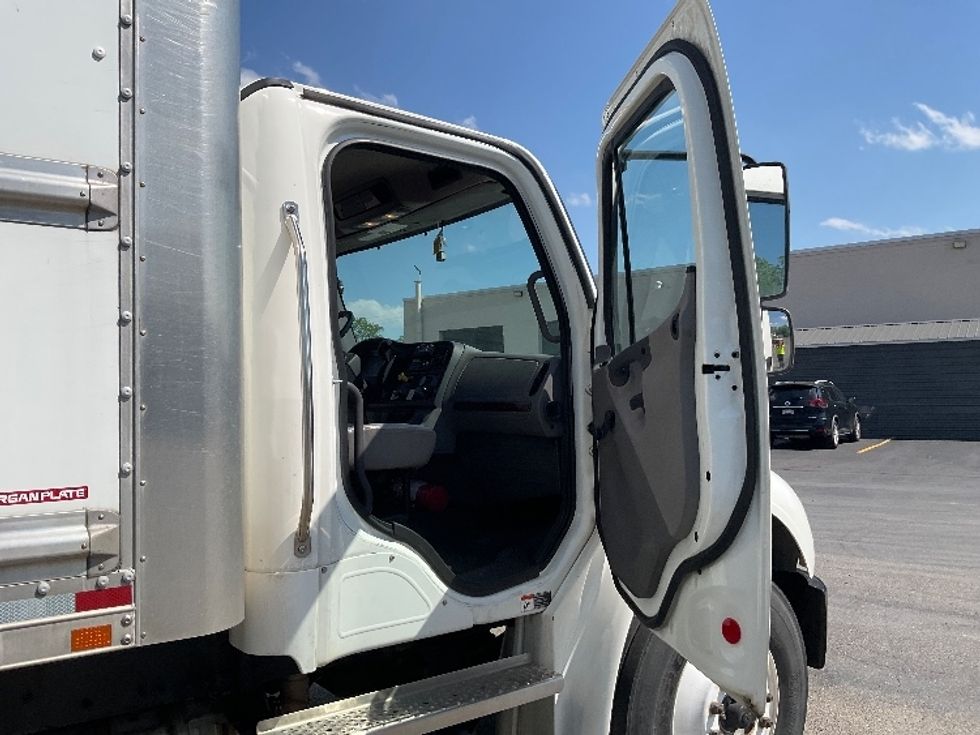 Medium Duty Box Truck-Light and Medium Duty Trucks-Freightliner-2021-M2-La Porte-IN-244,632\n\t\tmiles-$ 45,500 - Image 20