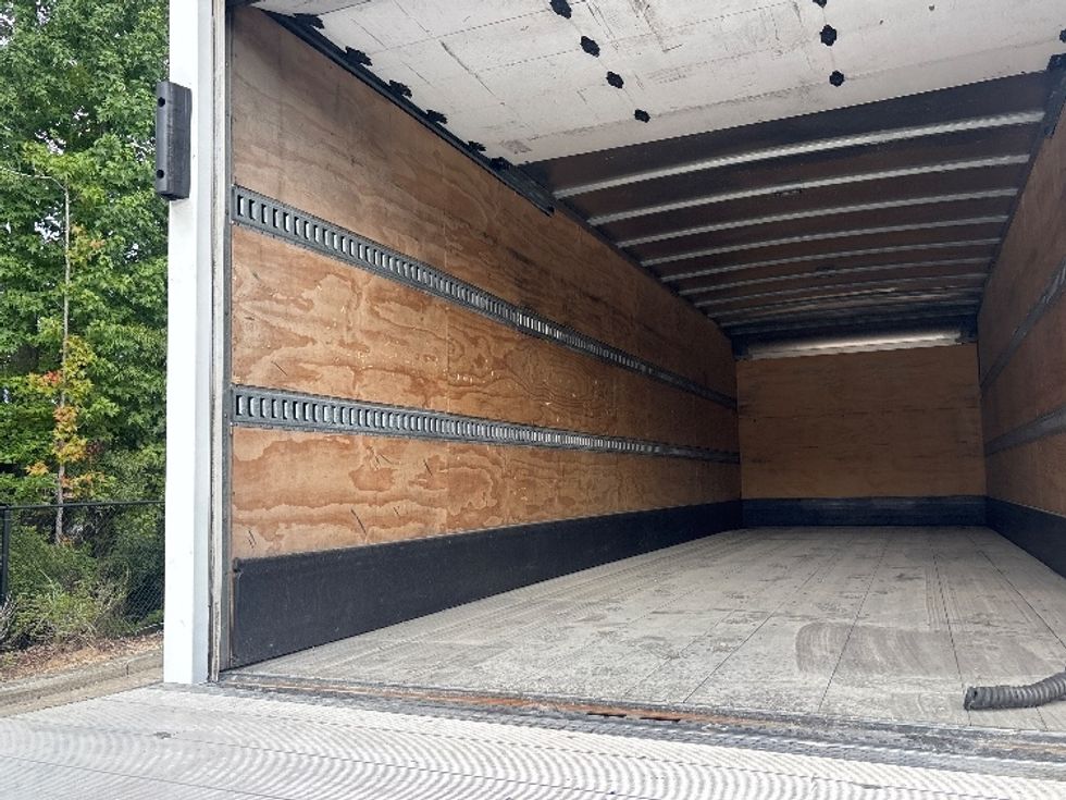 Medium Duty Box Truck-Light and Medium Duty Trucks-Freightliner-2021-M2-Ladson-SC-284,589\n\t\tmiles-$ 42,500 - Image 11