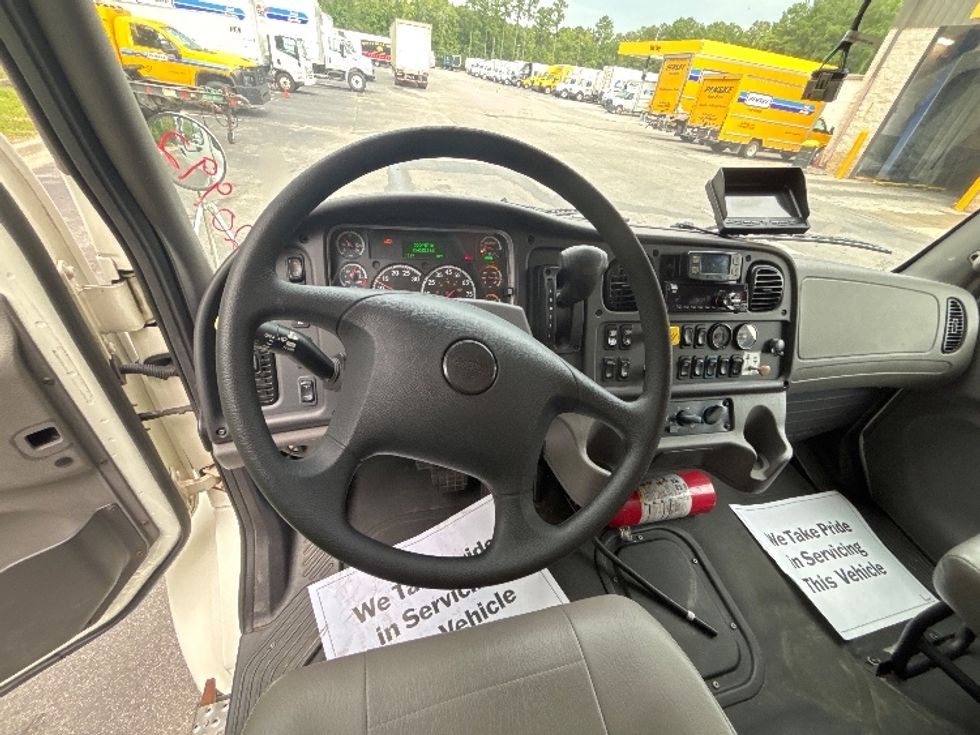 Medium Duty Box Truck-Light and Medium Duty Trucks-Freightliner-2021-M2-Ladson-SC-284,589\n\t\tmiles-$ 42,500 - Image 16