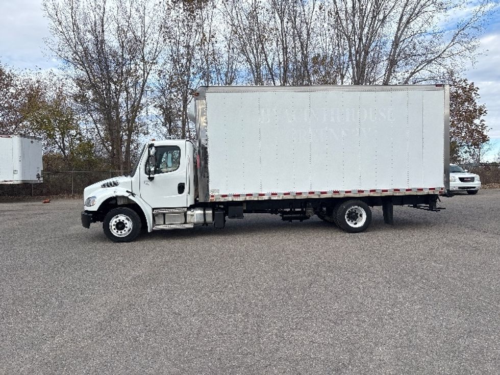 Medium Duty Box Truck-Light and Medium Duty Trucks-Freightliner-2021-M2-Lansing-MI-264,935\n\t\tmiles-$ 27,500 - Image 4