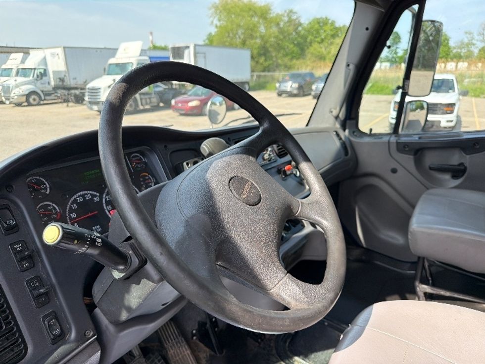 Medium Duty Box Truck-Light and Medium Duty Trucks-Freightliner-2021-M2-Lansing-MI-268,556\n\t\tmiles-$ 36,500 - Image 16
