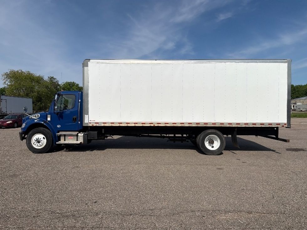 Medium Duty Box Truck-Light and Medium Duty Trucks-Freightliner-2021-M2-Lansing-MI-268,556\n\t\tmiles-$ 36,500 - Image 4