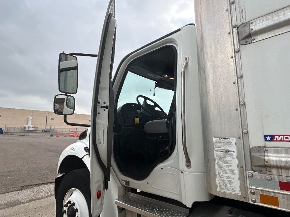 Medium Duty Box Truck-Light and Medium Duty Trucks-Freightliner-2021-M2-Laredo-TX-247,569\n\t\tmiles-$ 46,250 - Image 16