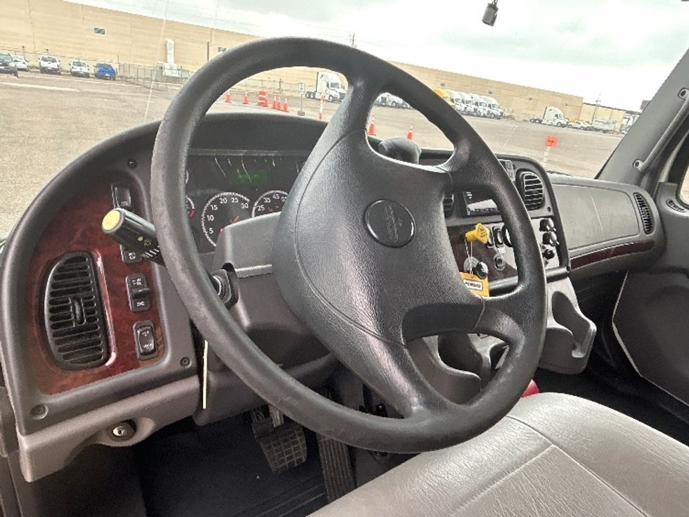 Medium Duty Box Truck-Light and Medium Duty Trucks-Freightliner-2021-M2-Laredo-TX-247,569\n\t\tmiles-$ 46,250 - Image 17