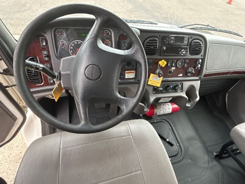 Medium Duty Box Truck-Light and Medium Duty Trucks-Freightliner-2021-M2-Laredo-TX-247,569\n\t\tmiles-$ 46,250 - Image 18