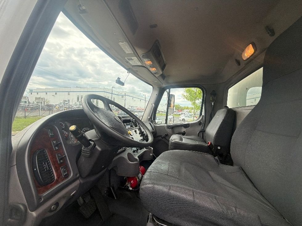 Medium Duty Box Truck-Light and Medium Duty Trucks-Freightliner-2021-M2-Linden-NJ-301,306\n\t\tmiles-$ 14,500 - Image 17