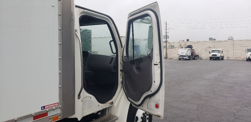 Medium Duty Box Truck-Light and Medium Duty Trucks-Freightliner-2021-M2-Little Rock-AR-103,429\n\t\tmiles-$ 56,750 - Image 20